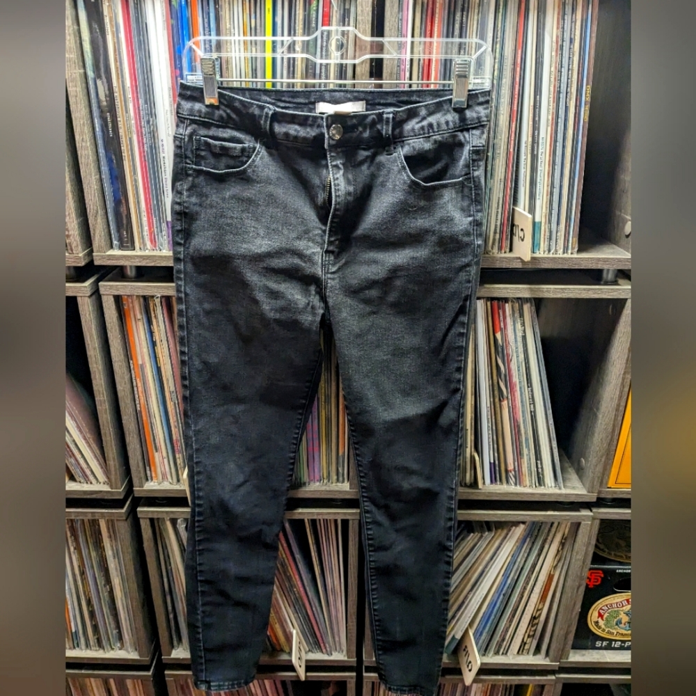 Forever 21 skinny black pants